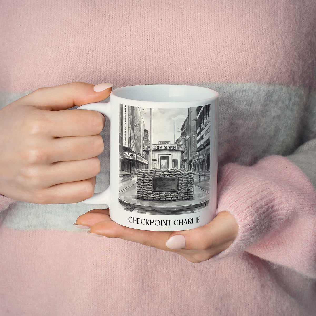 checkpoint-charlie-berlin-deutschland-kaffeebecher-aquarell-schwarz-weiss
