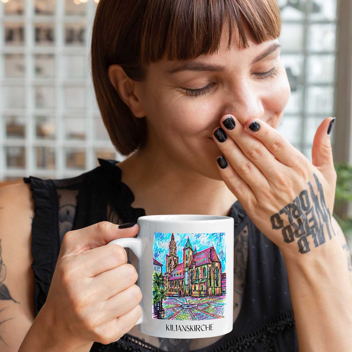 kilianskirche-heilbronn-deutschland-kaffeebecher-graffiti
