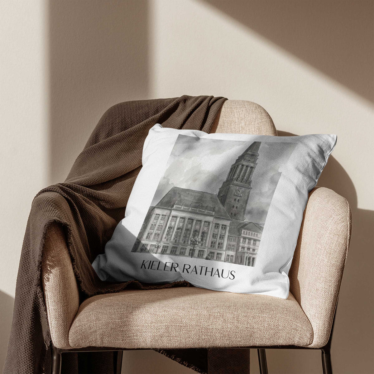 rathaus-kiel-deutschland-kissenbezug-aquarell-schwarz-weiss