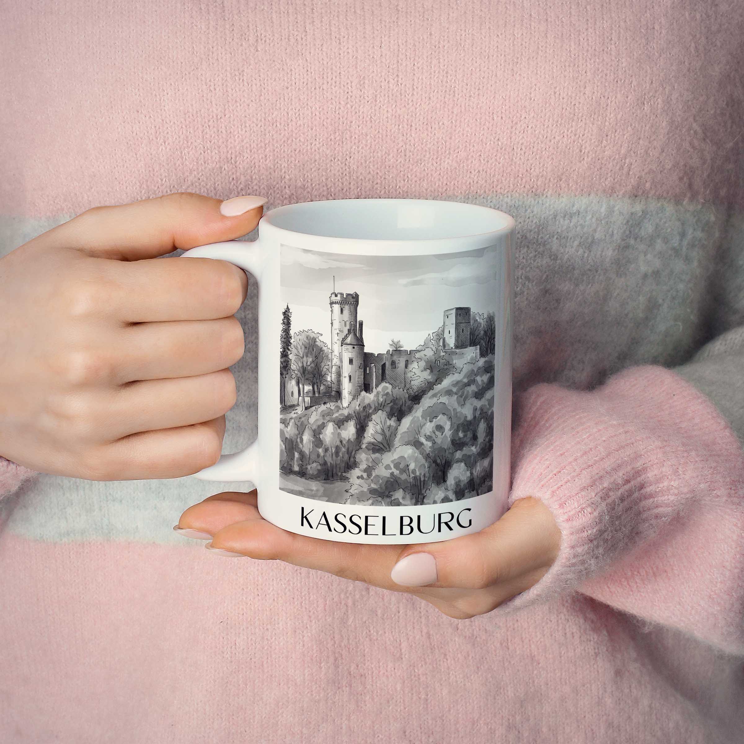 kasselburg-eifel-deutschland-kaffeebecher-aquarell-schwarz-weiss