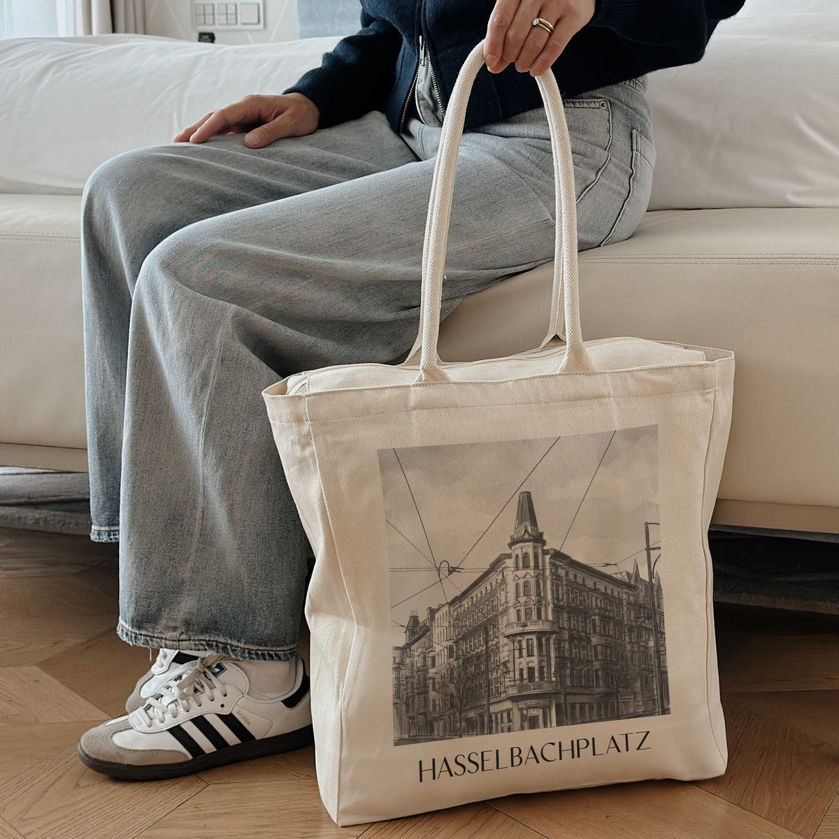 hasselbachplatz-magdeburg-deutschland-einkaufstasche-aquarell-schwarz-weiss
