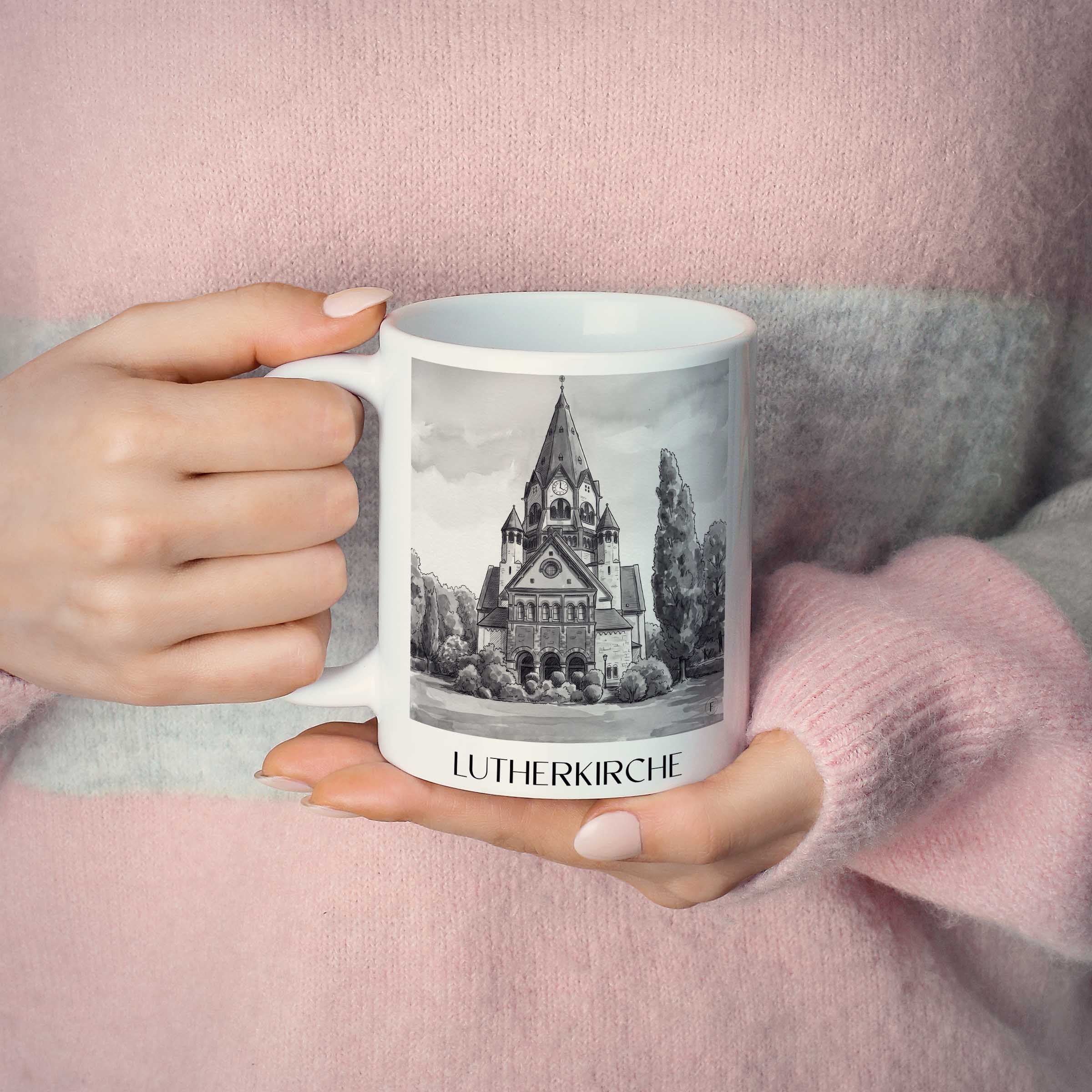 lutherkirche-chemnitz-deutschland-kaffeebecher-aquarell-schwarz-weiss