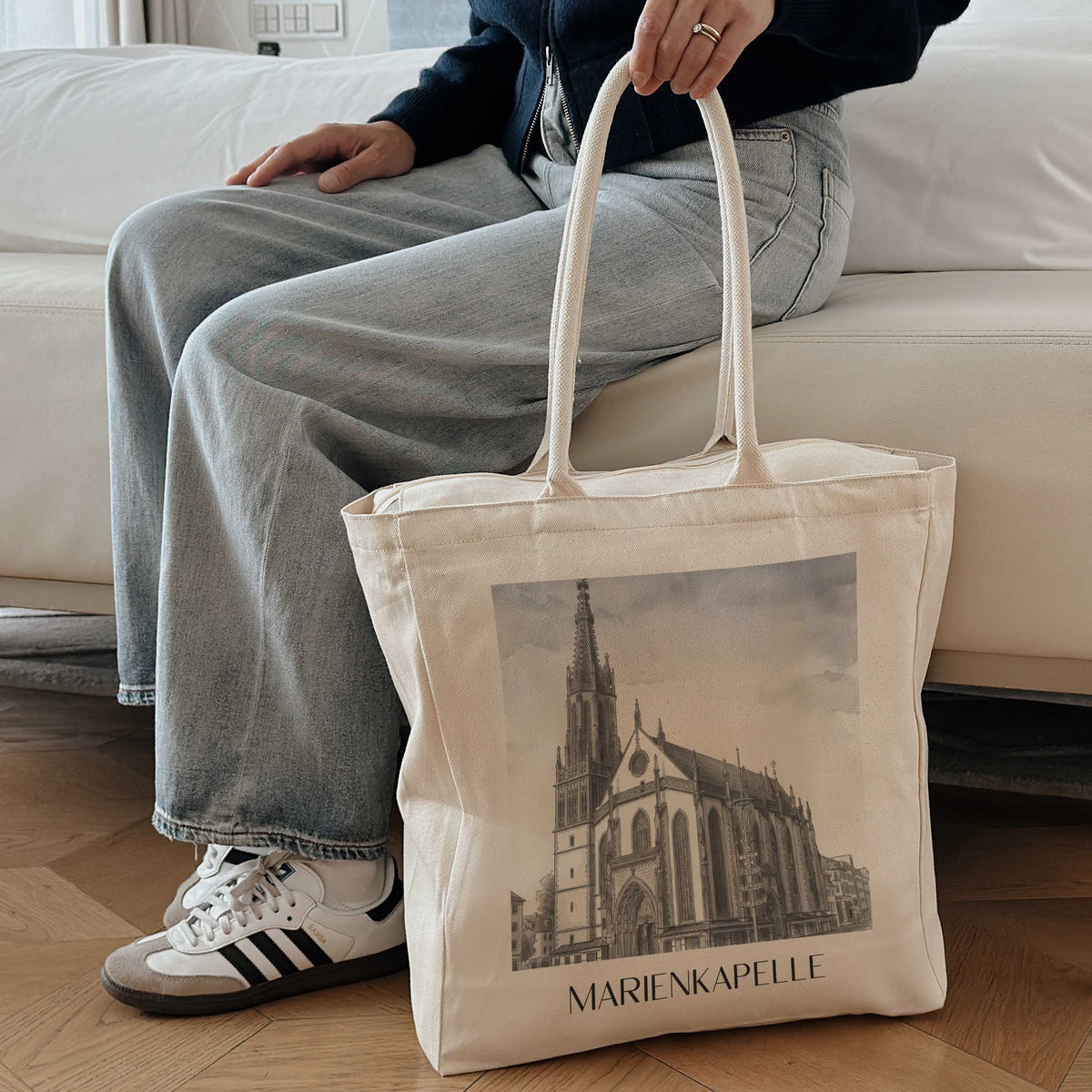 marienkapelle-würzburg-deutschland-einkaufstasche-aquarell-schwarz-weiss