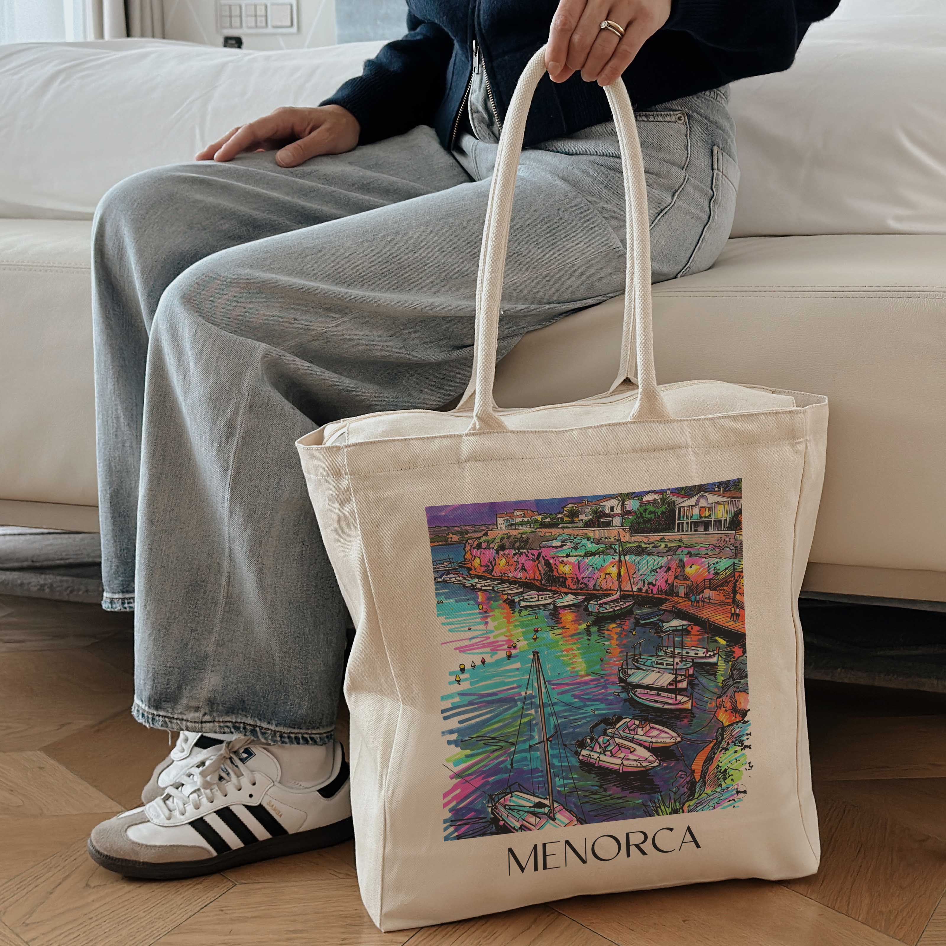 menorca--spanien-spanien-einkaufstasche-graffiti