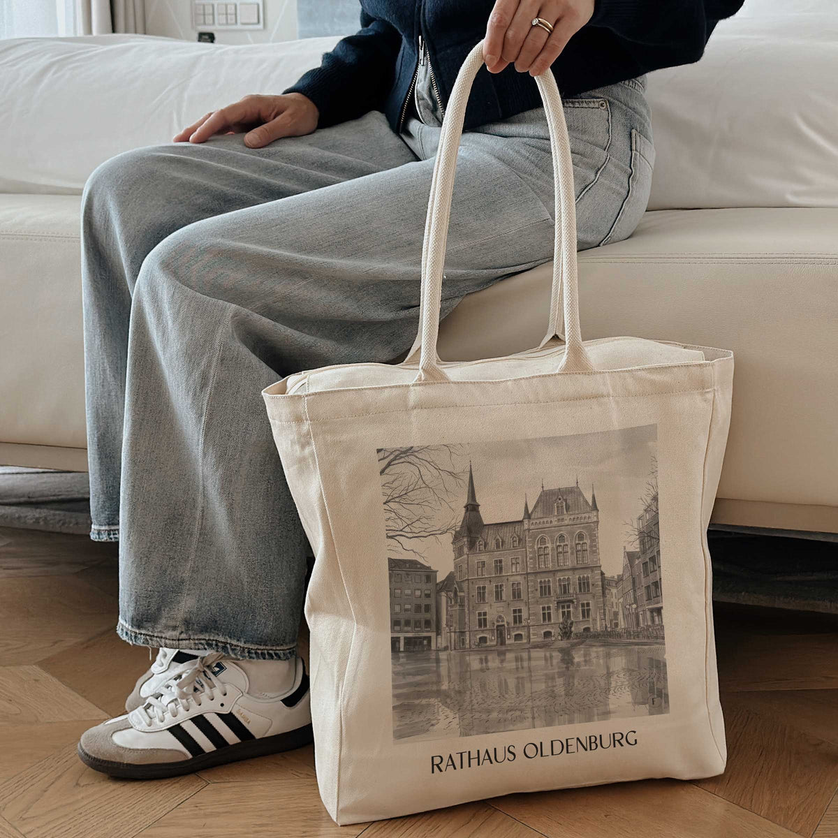 rathaus-oldenburg-deutschland-einkaufstasche-aquarell-schwarz-weiss
