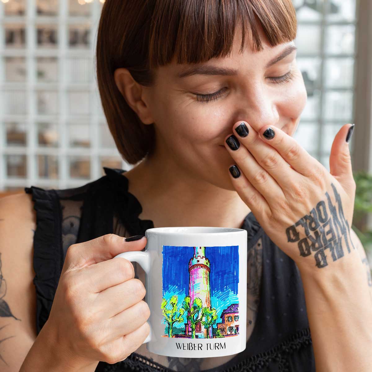 weißer-turm-bad-homburg-deutschland-kaffeebecher-graffiti