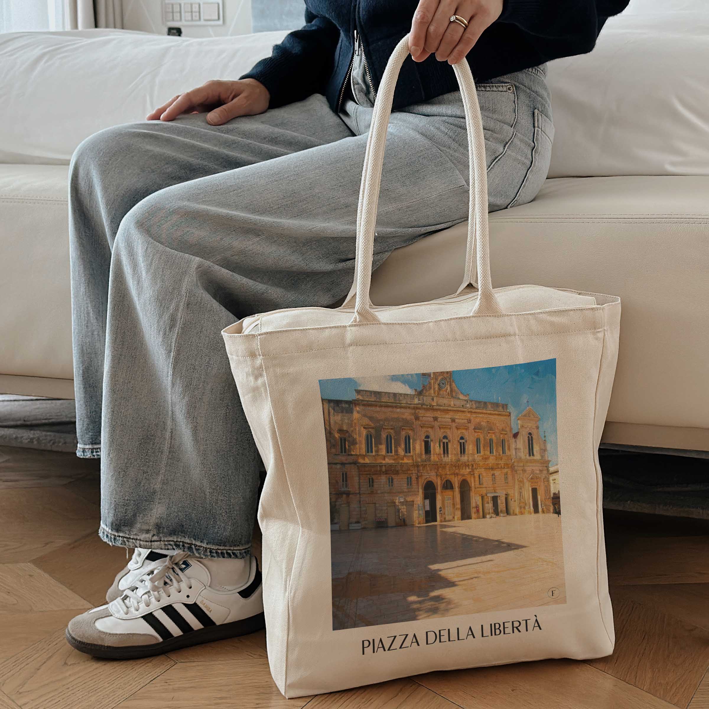 piazza-della-libertà-ostuni-italien-einkaufstasche-oil-painting-oelgemaelde